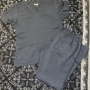 WonderFlex Scrub Set